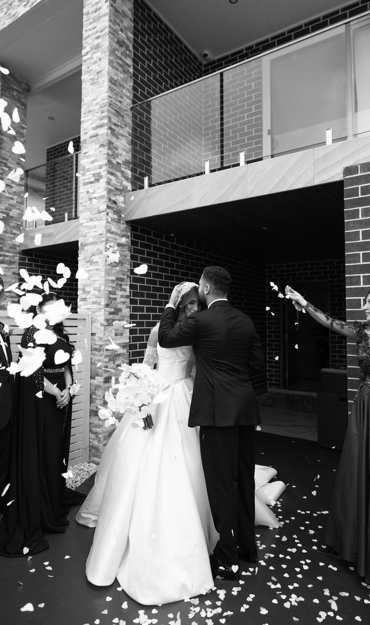 White Biodegradable Confetti