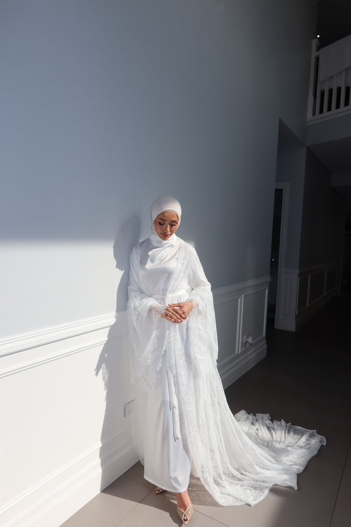 Meadow Long Lace Robe