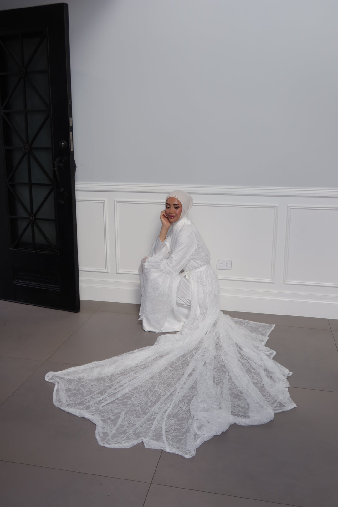 Meadow Long Lace Robe