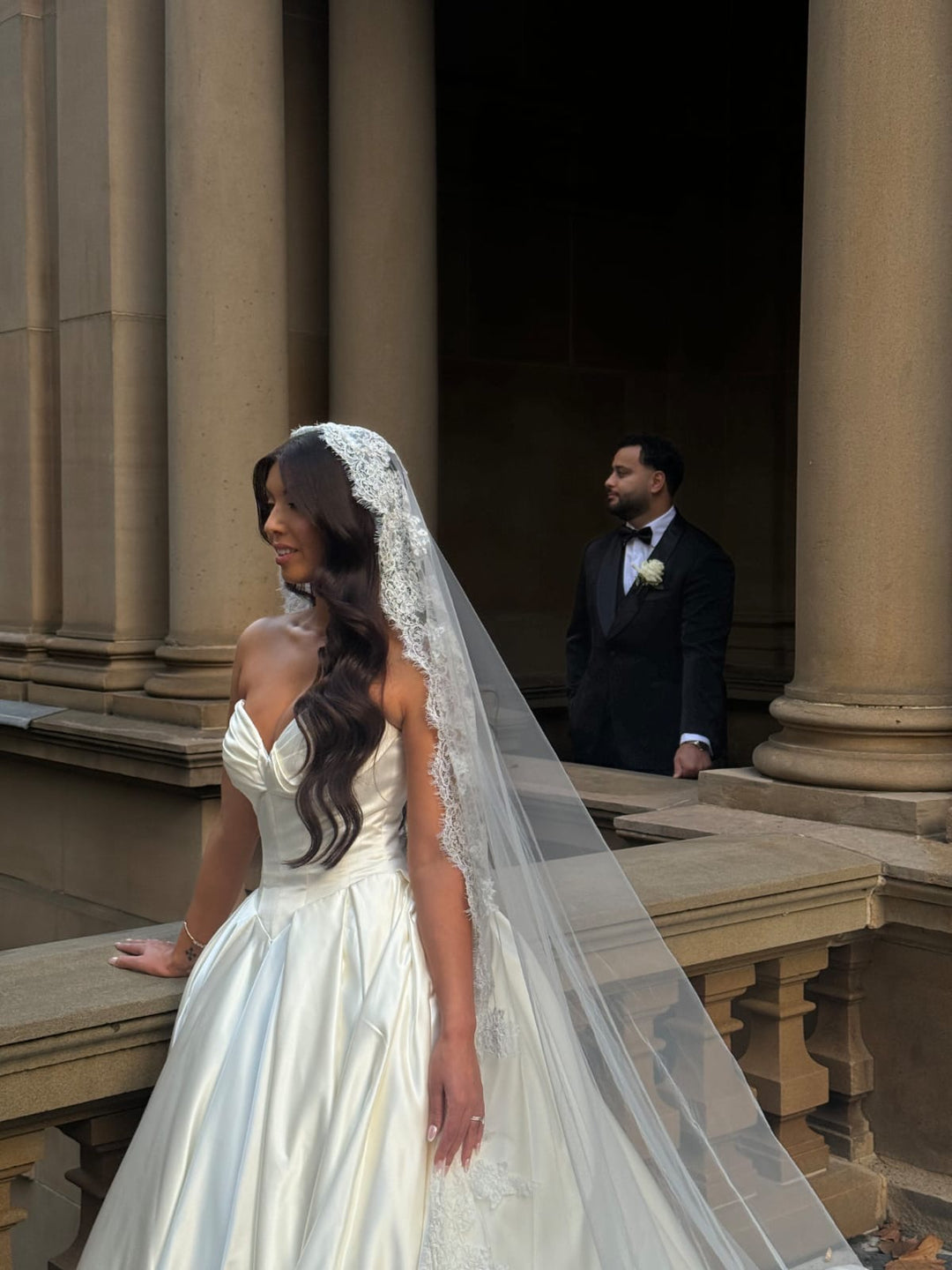 Emila Mantilla One Tier Corded Lace Veil