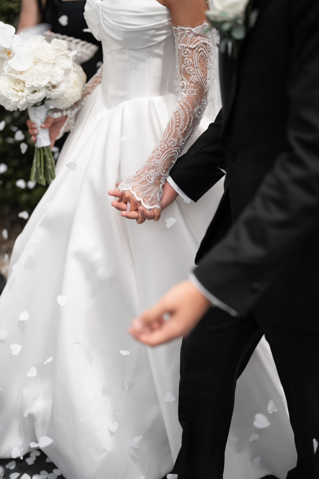 White Biodegradable Confetti