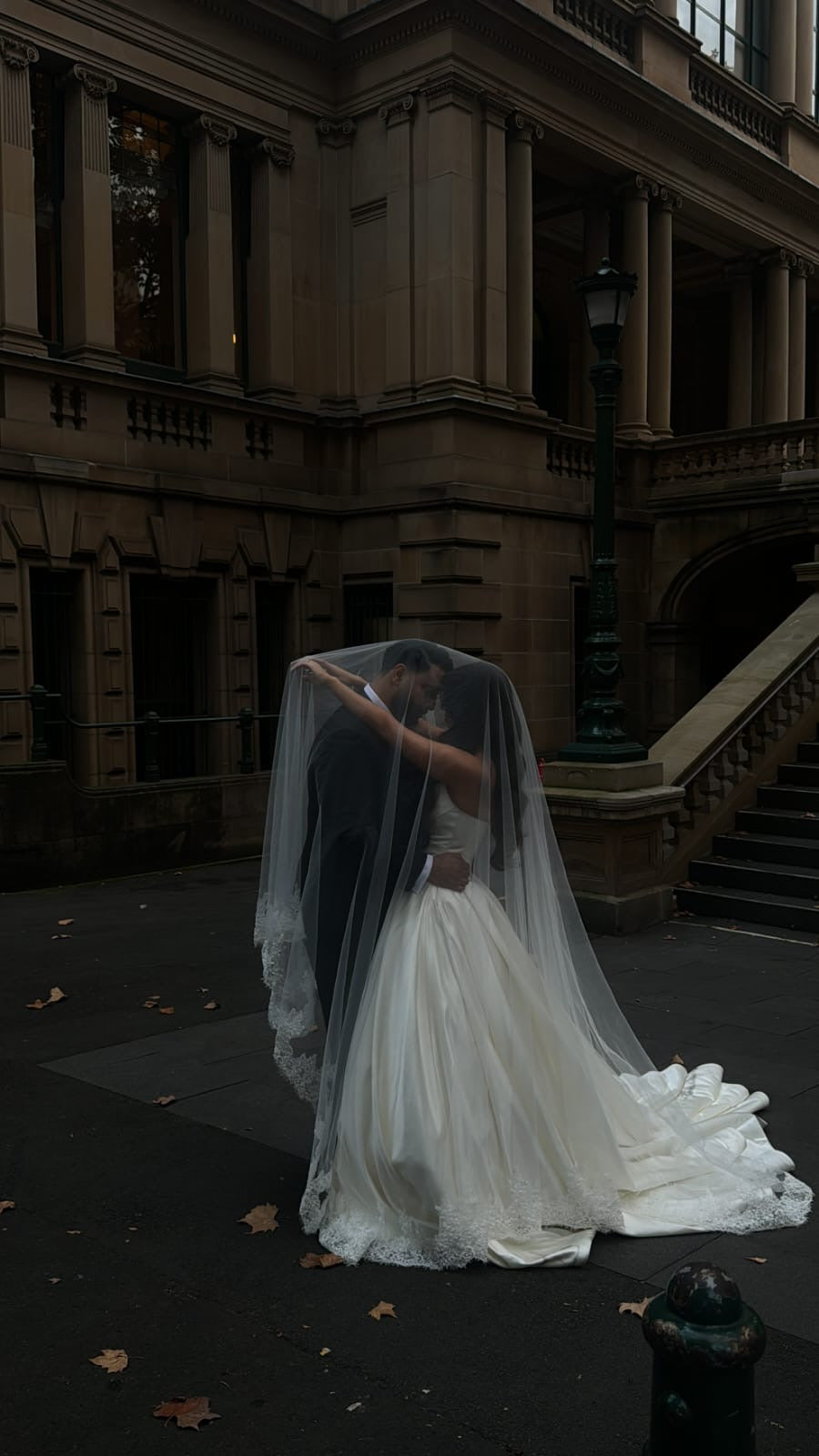 Emila Mantilla One Tier Corded Lace Veil