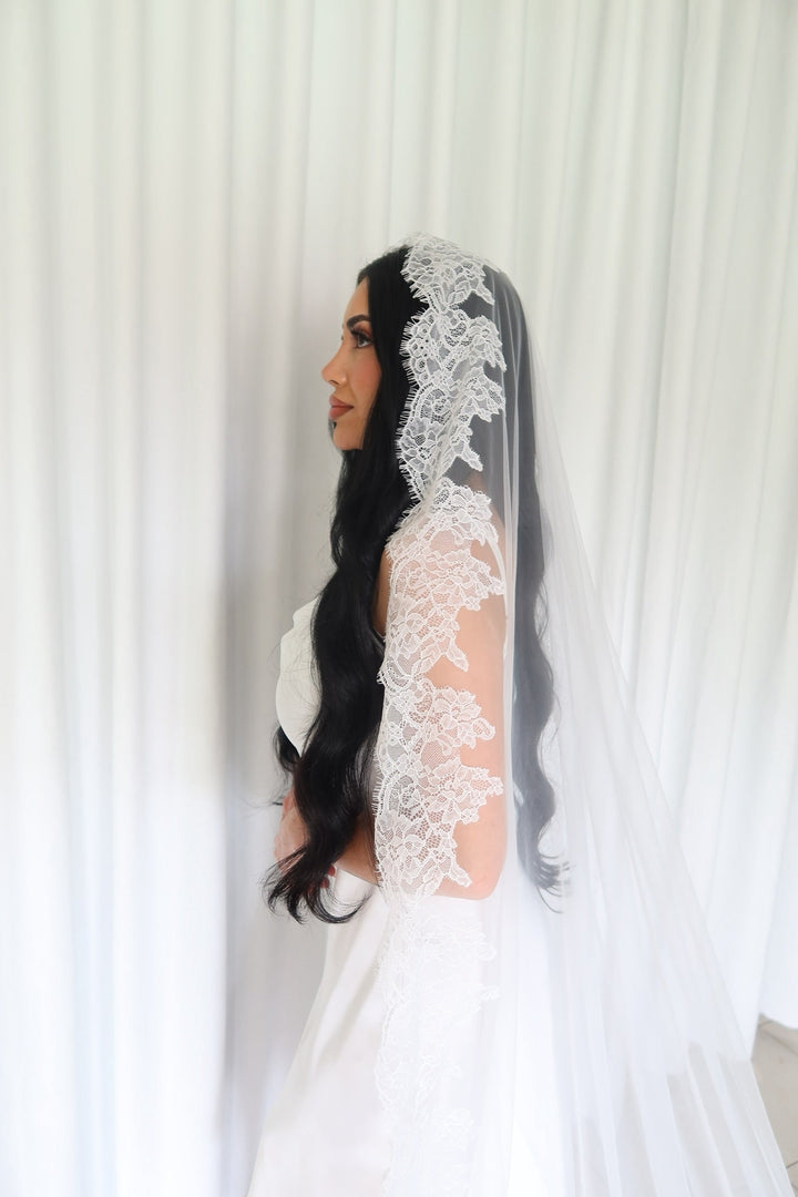 Lucia One Tier Mantilla Veil