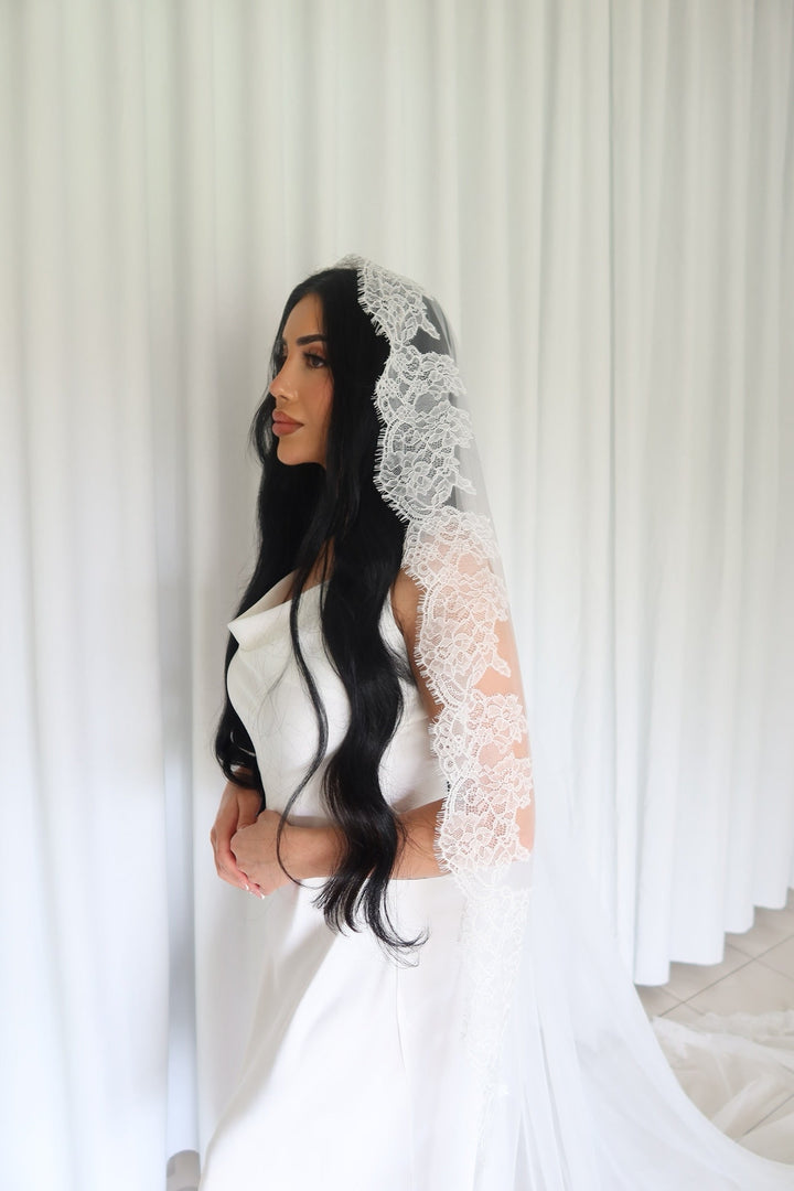 Lucia One Tier Mantilla Veil